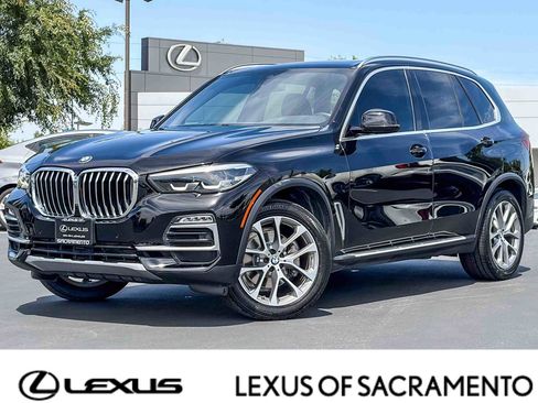 Used 2019 BMW X5 xDrive40i w/ Convenience Package AWD/4WD image 1