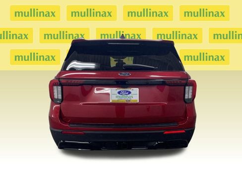 New 2026 Ford Explorer ST-Line image 8