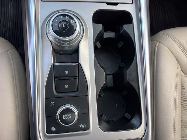 Used 2023 Ford Explorer Platinum w/ Technology Package AWD/4WD image 34