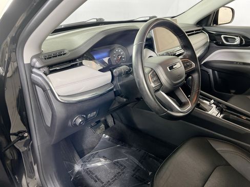 Used 2022 Jeep Compass Limited AWD/4WD image 9