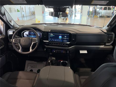 New 2026 Chevrolet Silverado 1500 RST AWD/4WD image 17