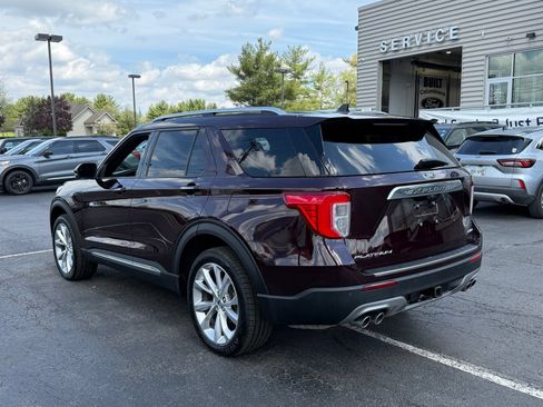 Used 2022 Ford Explorer Platinum w/ Equipment Group 601A AWD/4WD image 5