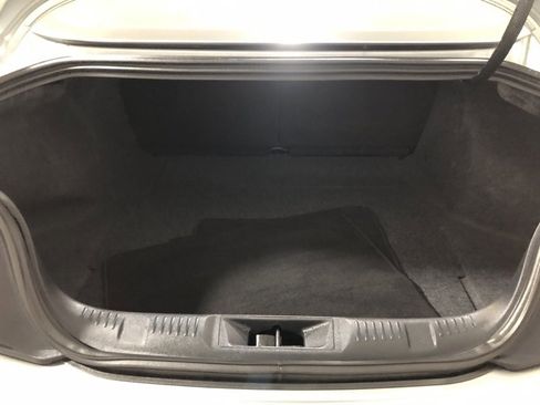 Used 2024 Ford Mustang Coupe image 8