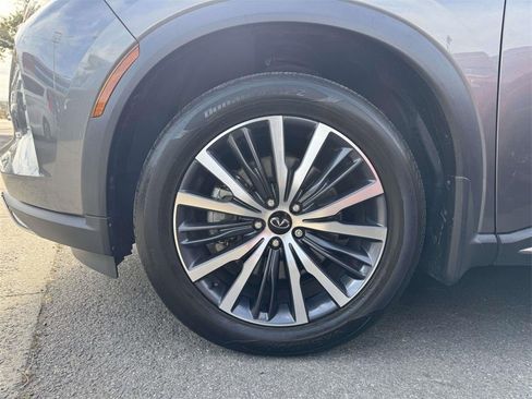 Used 2022 INFINITI QX60 Sensory w/ Vision Package image 9