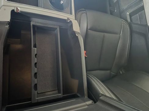Used 2021 Ford F250 Lariat AWD/4WD image 28