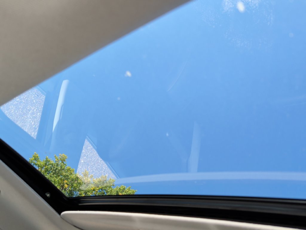 Used 2025 Hyundai Elantra Limited FWD image 46