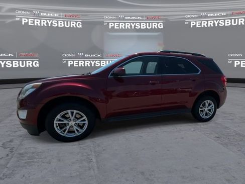 Used 2017 Chevrolet Equinox LT w/ Convenience Package FWD image 4