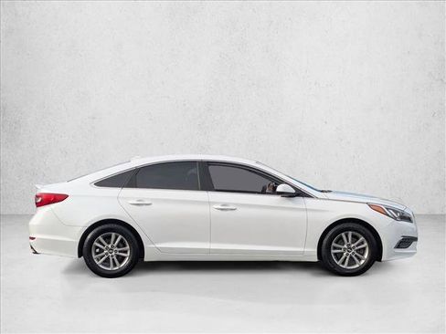 Used 2015 Hyundai Sonata SE w/ Option Group 09 image 4