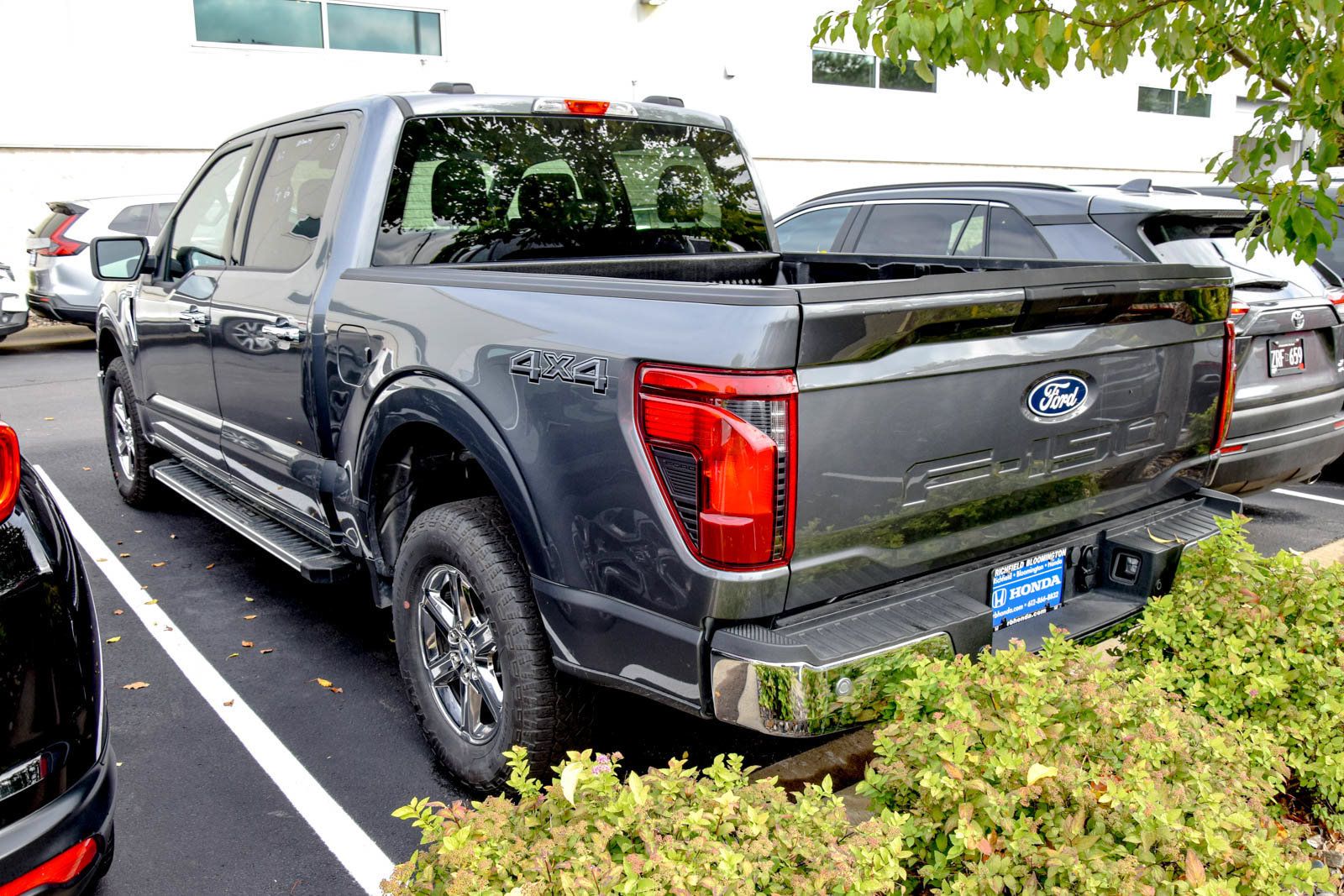 Used 2025 Ford F150 XLT w/ Equipment Group 301A Standard AWD/4WD image 17