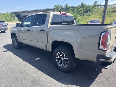 Used 2022 GMC Canyon AT4 w/ Trailering Package AWD/4WD image 6