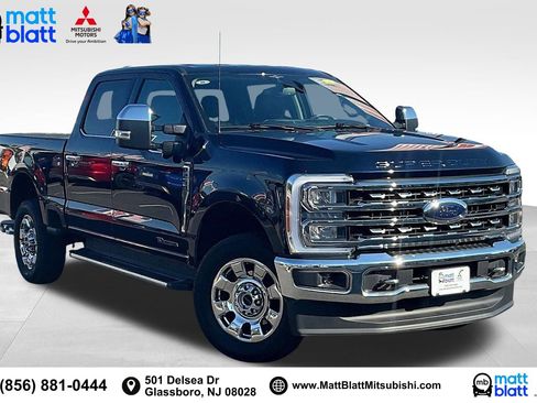 Used 2023 Ford F250 Lariat w/ Chrome Package image 2