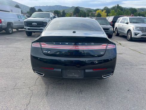Used 2014 Lincoln MKZ FWD image 9