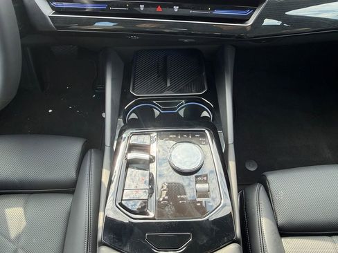 Used 2026 BMW 530i xDrive image 15