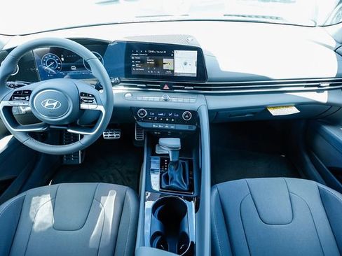 New 2026 Hyundai Elantra Sport FWD image 12