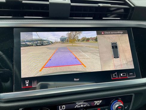 Used 2022 Audi Q3 2.0T Premium Plus w/ Premium Plus Package image 26