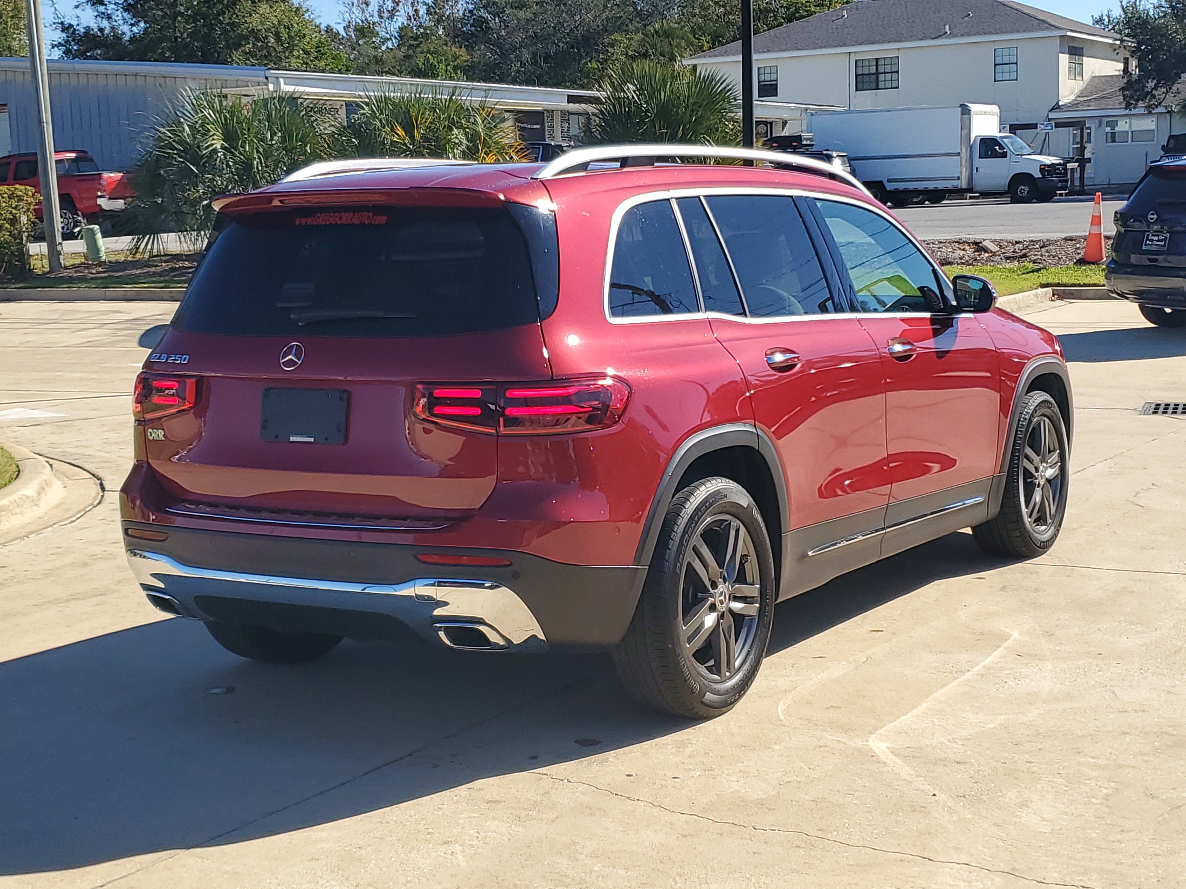 Used 2024 Mercedes-Benz GLB 250 image 9