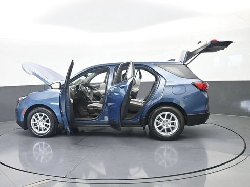 Used 2024 Chevrolet Equinox LS FWD image 67