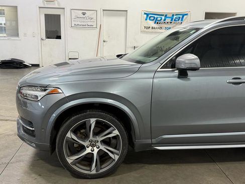 Used 2018 Volvo XC90 T6 Momentum w/ Convenience Package image 14