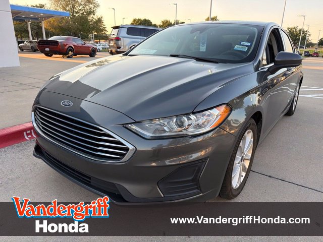Used 2020 Ford Fusion SE FWD image 1
