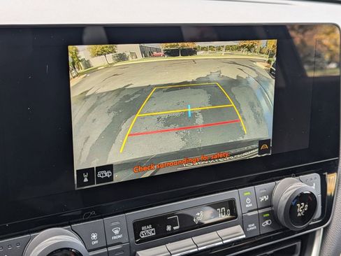 Used 2024 Toyota Grand Highlander XLE image 40