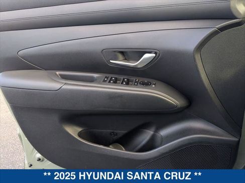 Used 2025 Hyundai Santa Cruz SEL image 10