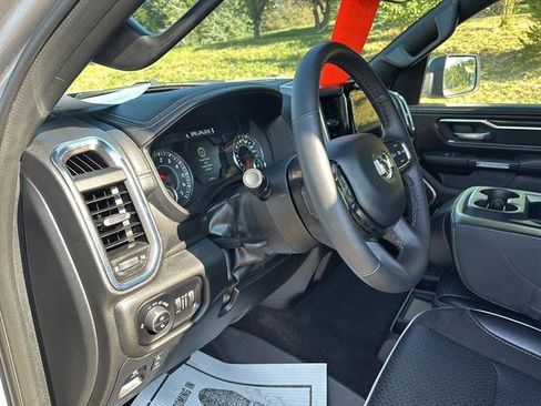 Used 2025 RAM 1500 Laramie image 13