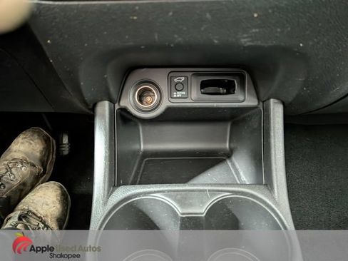 Used 2015 Mitsubishi Outlander GT AWD/4WD image 21