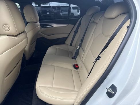 Used 2023 Cadillac CT5 Luxury w/ Sun And Sound Package RWD image 10