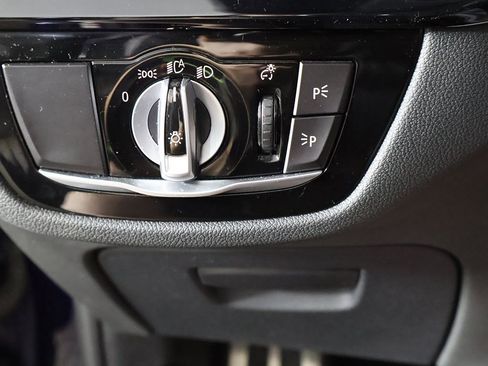 Used 2021 BMW M5 image 42