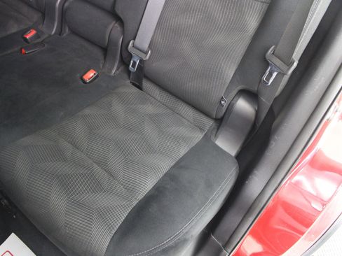 Used 2017 Nissan Rogue S image 33