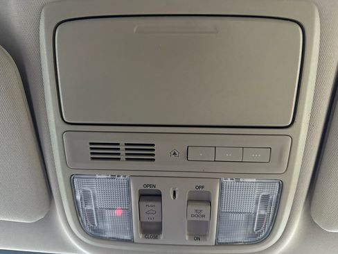 Used 2018 Honda CR-V EX-L image 25