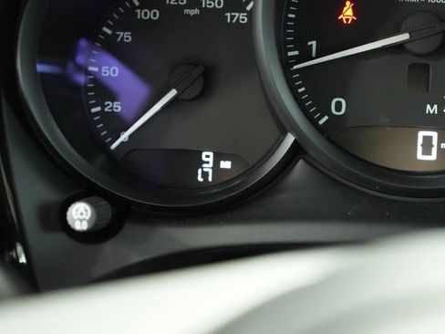 New 2026 Porsche Macan image 15