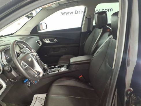 Used 2017 Chevrolet Equinox LT FWD image 12