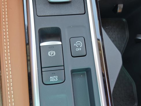 New 2026 Nissan Pathfinder Platinum w/ Cargo Package image 26