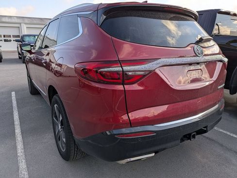 Used 2019 Buick Enclave Essence w/ LPO, Sport Appearance Package FWD image 6