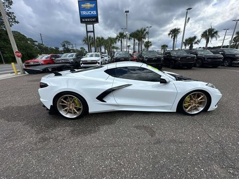 Used 2022 Chevrolet Corvette Stingray Coupe w/ Battery Protection Package RWD image 17