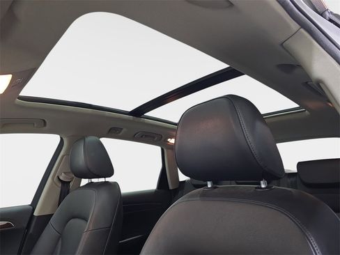 Used 2010 Audi Q5 3.2 Prestige image 28