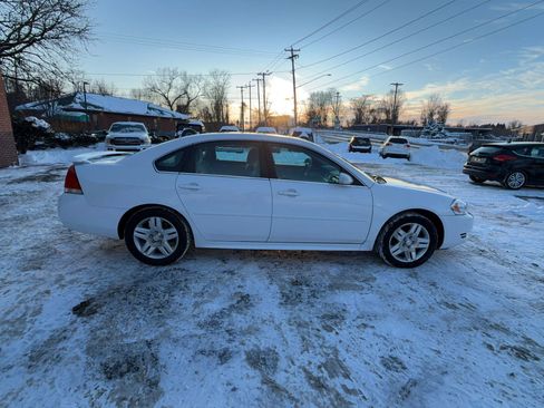 Used 2012 Chevrolet Impala LT w/ LT Sunroof Package image 7