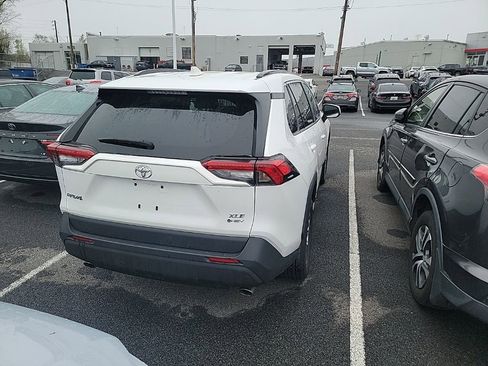 Used 2025 Toyota RAV4 XLE image 7