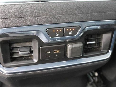 Used 2020 GMC Sierra 1500 SLT w/ SLT Premium Package image 23