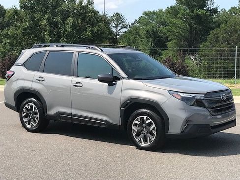 Used 2026 Subaru Forester Premium w/ Base/Premium Plus Package AWD/4WD image 2