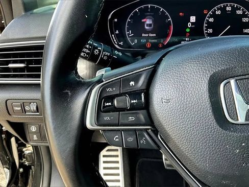 Used 2022 Honda Accord Sport image 17