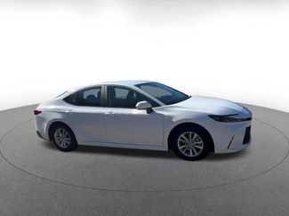 Used 2025 Toyota Camry LE video 2