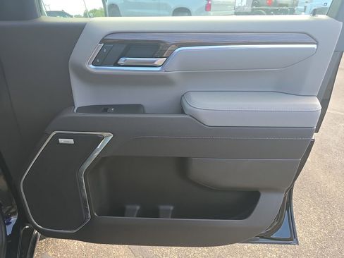 New 2025 Chevrolet Silverado 1500 RST w/ Convenience Package II AWD/4WD image 22