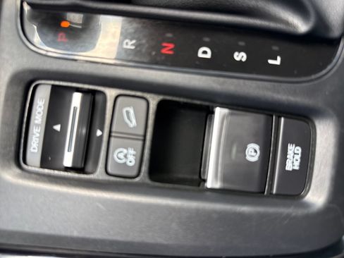 Used 2025 Honda CR-V EX-L image 31