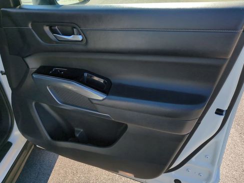 Certified 2022 Nissan Pathfinder SL w/ SL Premium Package image 39