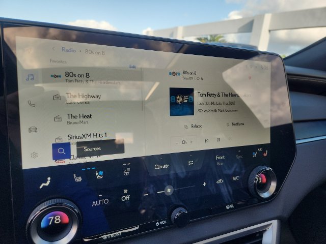 New 2026 Lexus RX 350 w/ Convenience Package AWD/4WD image 16