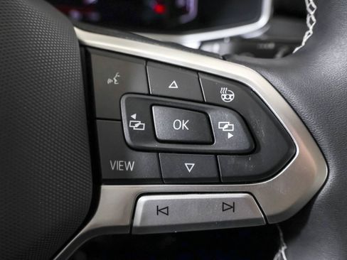 New 2026 Volkswagen Taos SEL image 26