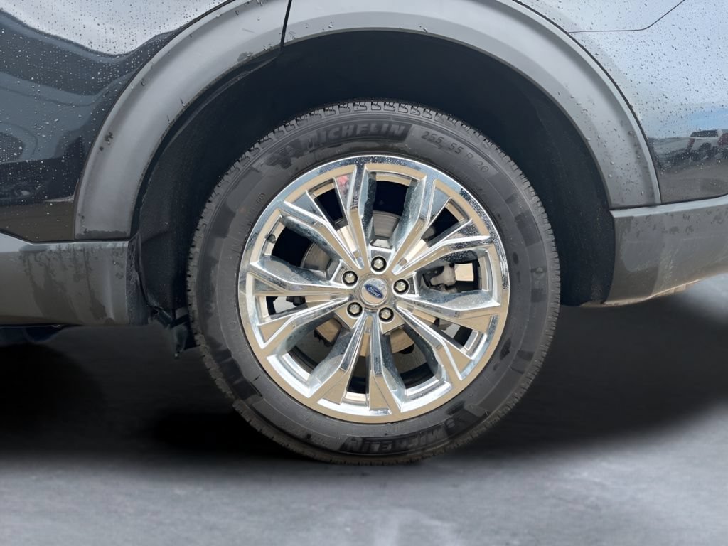 Used 2022 Ford Explorer Limited AWD/4WD image 42