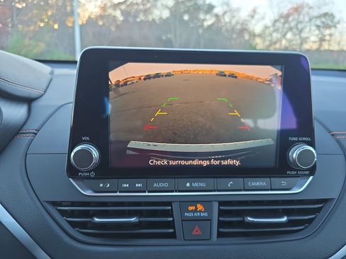 Used 2022 Nissan Altima 2.5 SR image 20